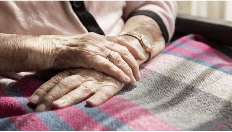 Centenária belga supera infeção após um mês nos cuidados intensivos