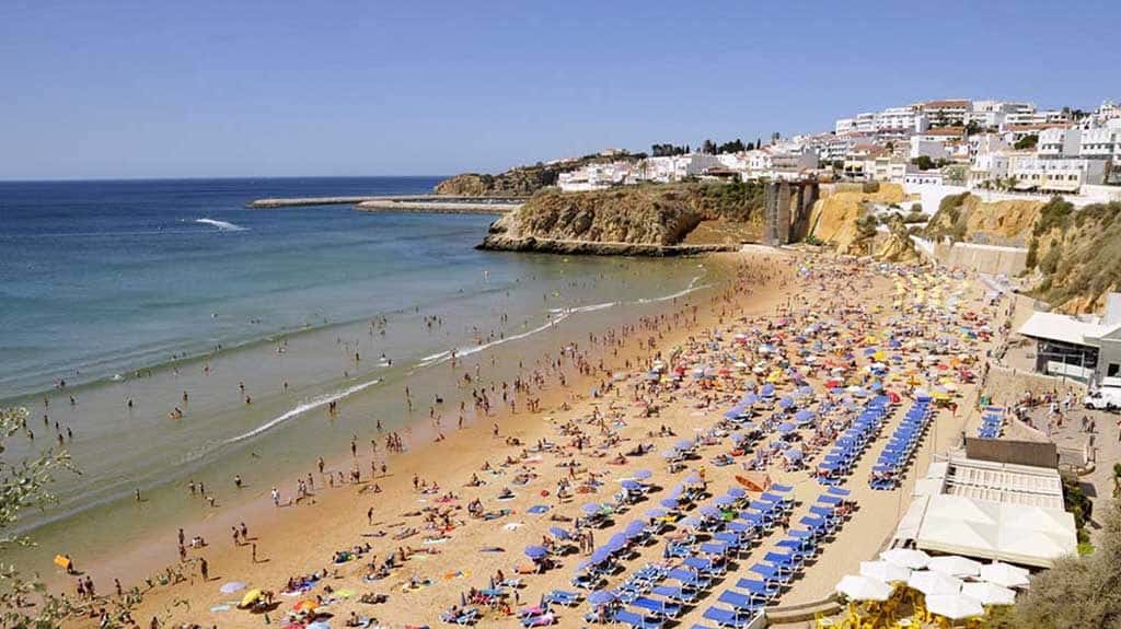 Ano praticamente perdido para os concessionários das praias do Algarve