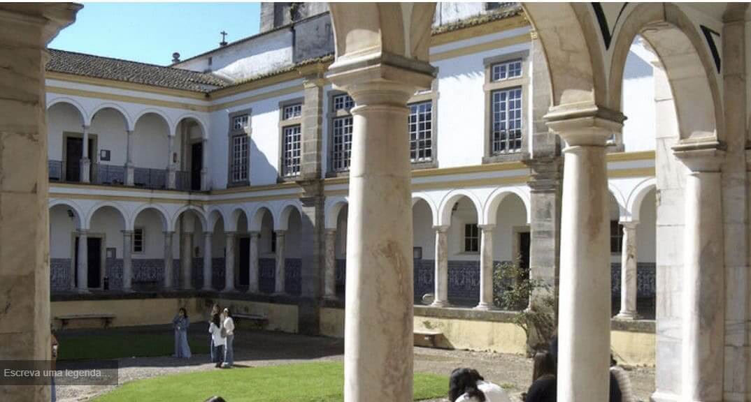 Nasceu a Imprensa da Universidade de Évora