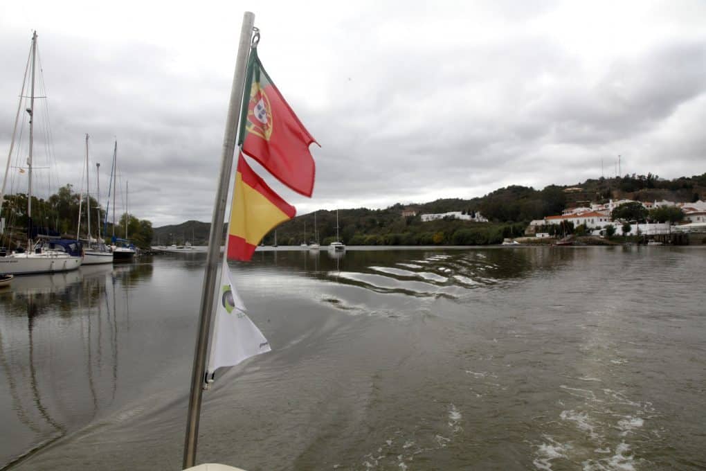 Português de 42 anos morre em acidente de mota de água em Sanlúcar de Guadiana