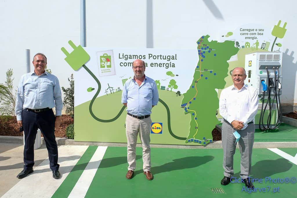 Mobilidade Elétrica: Lidl inaugura percurso Lisboa-Algarve