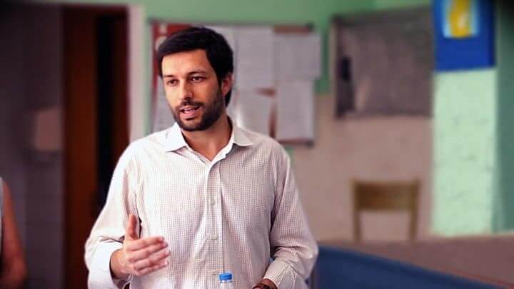 Candidato João Ferreira no Baixo Guadiana para falar do SNS