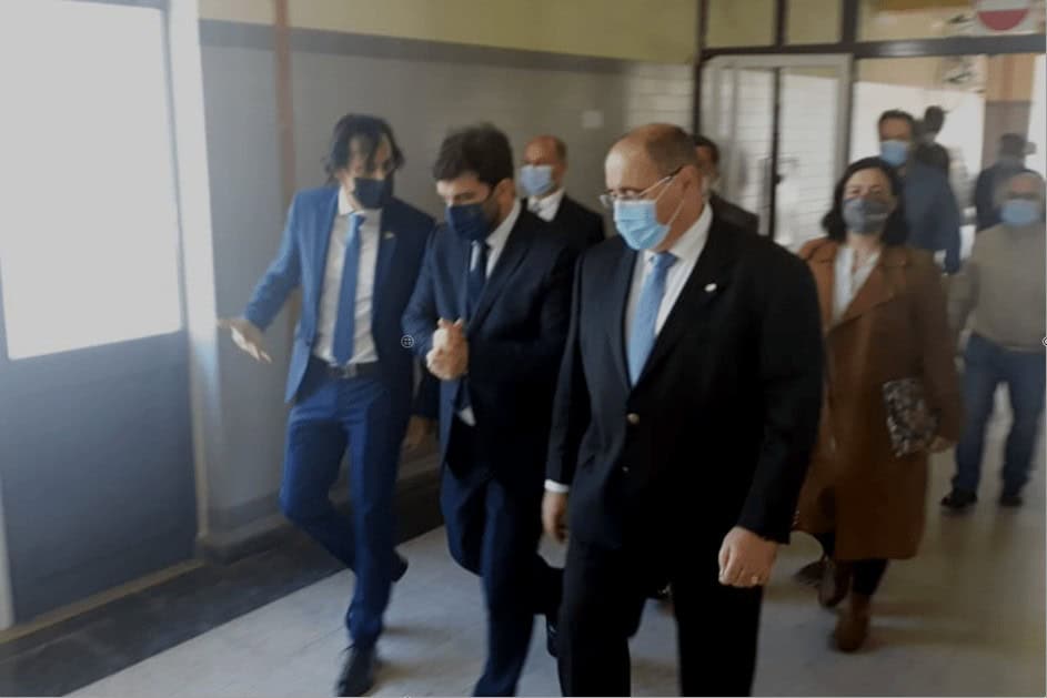 Tiago Brandão em Faro para acompanhar vacinação