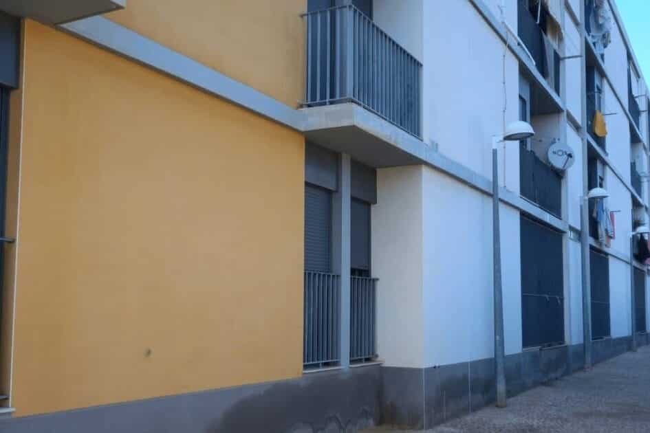 Com 1 euro de capital compram no Algarve casas de 80.000