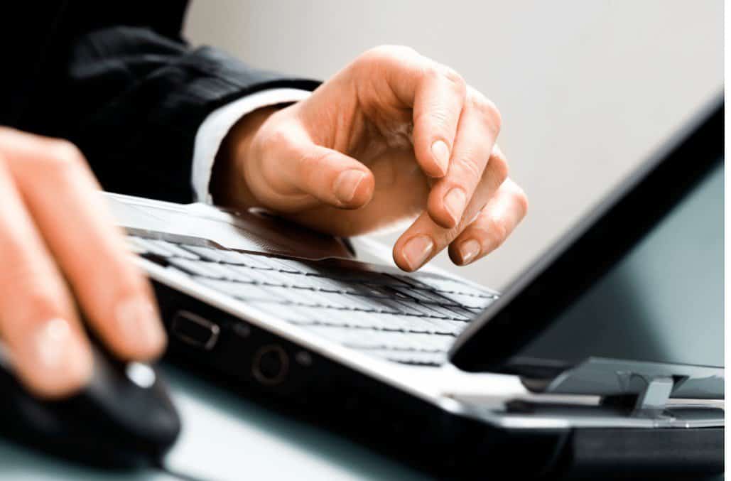 Teletrabalho obrigatório até ao fim do ano