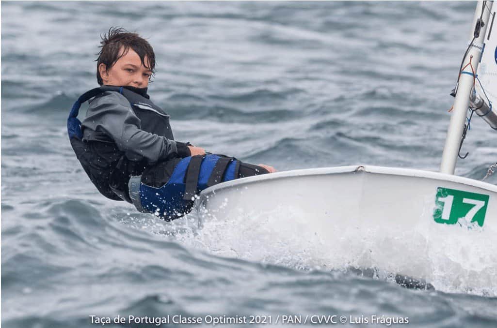 Jovem velejador da ANG em 2º lugar nacional
