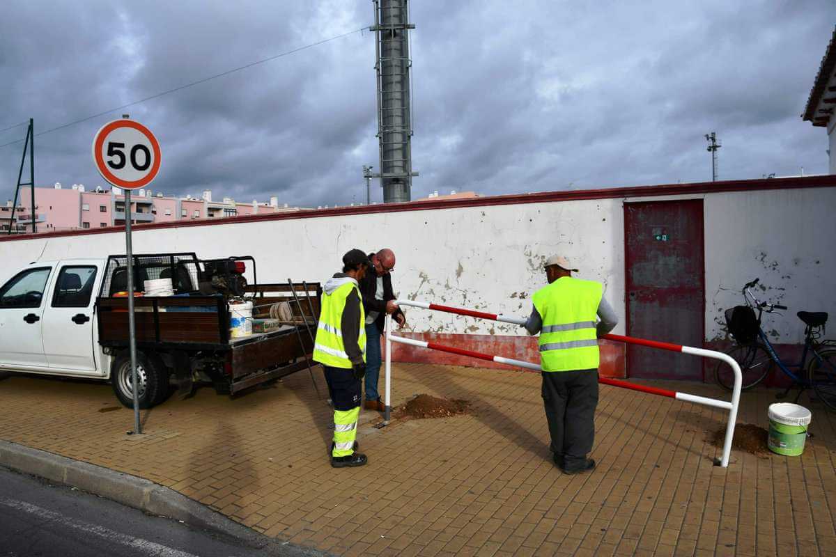 Grades de protecção no Francisco Gomes Socorro