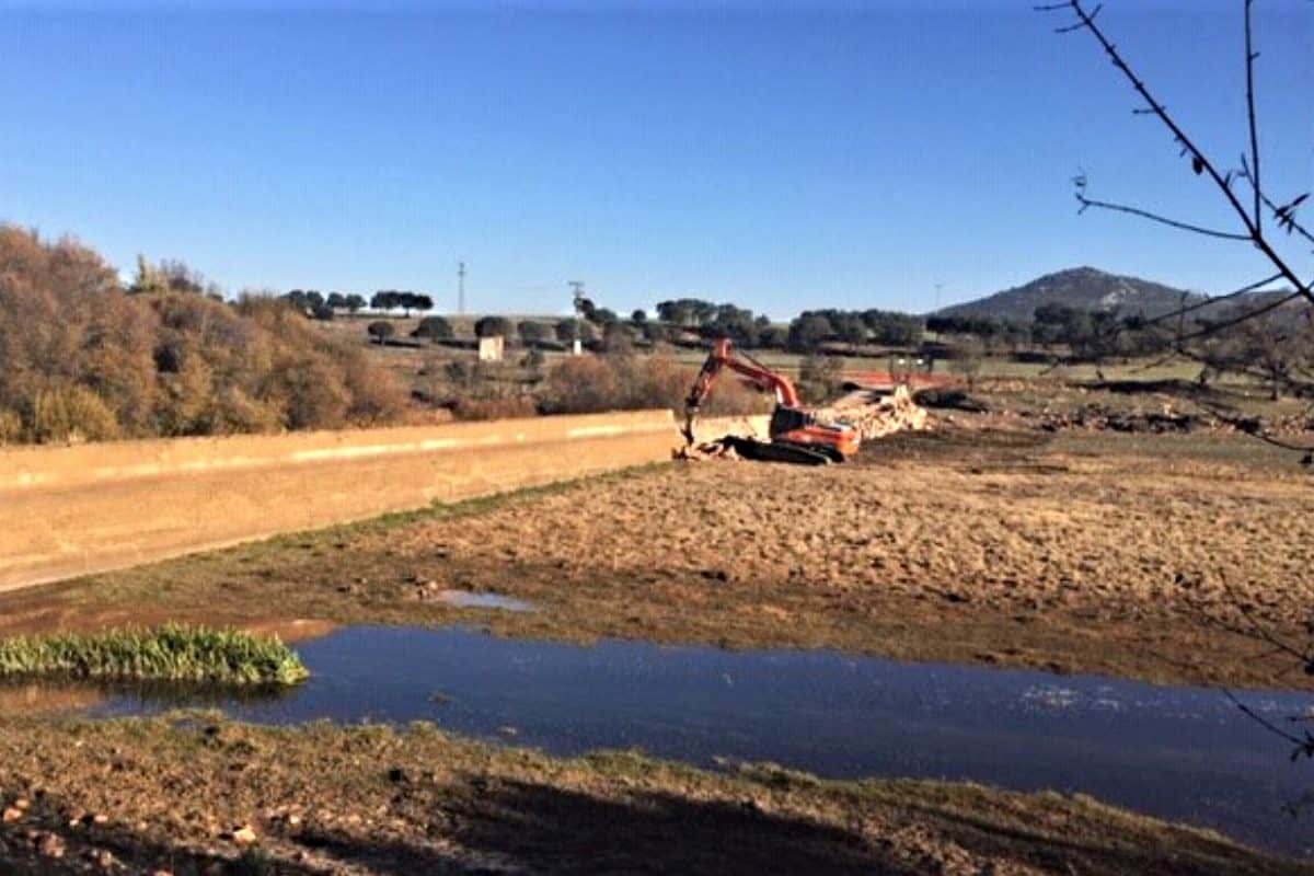 Desmantelada barragem de Los Jurales