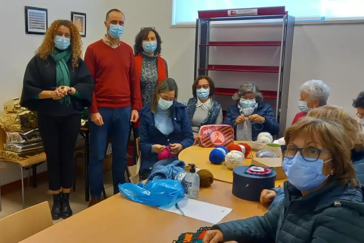 Biblioteca auxilia Centro de Acolhimento