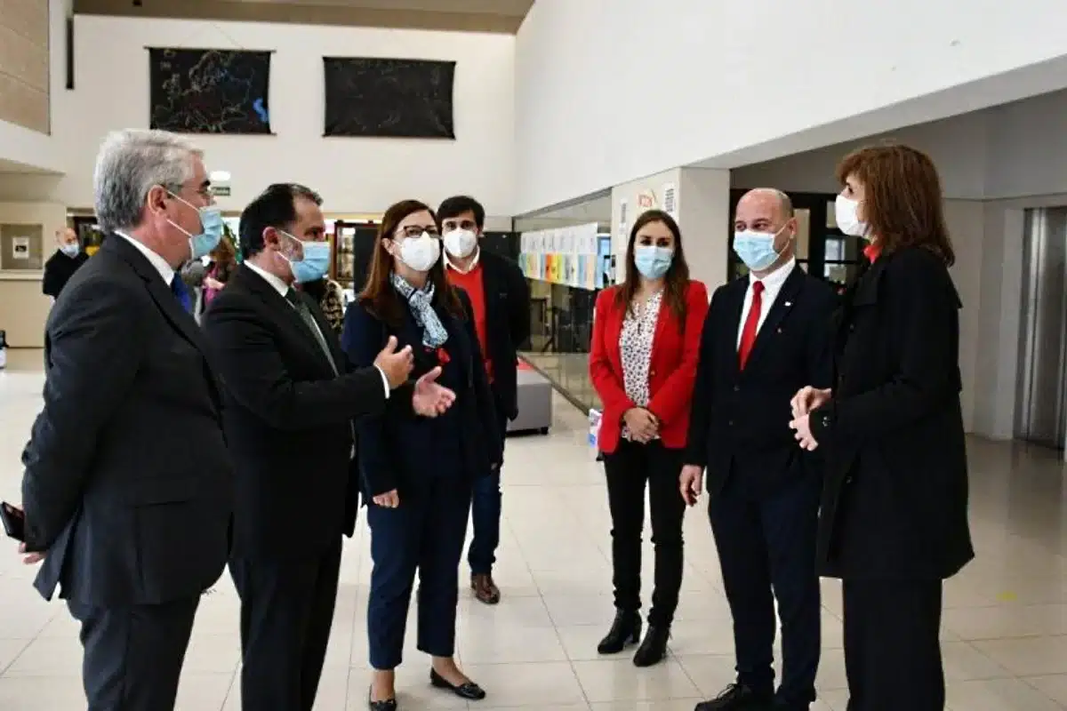 Agrupamentos escolares de VRSA visitados pela Direção Geral