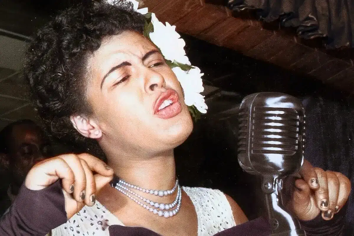 Elevação de Lagoa a cidade em ritmo de Jazz