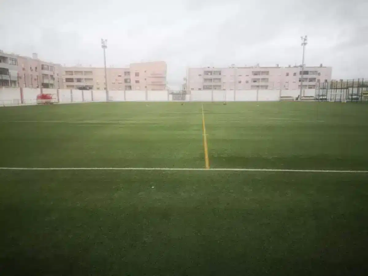 Sintético do Lusitano F.C está renovado