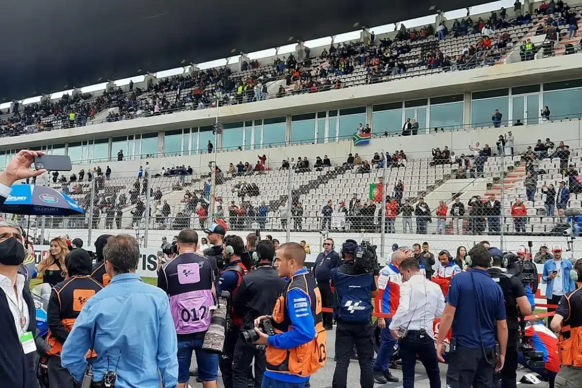Queixas sobre bancadas vazias no GP de Portimão