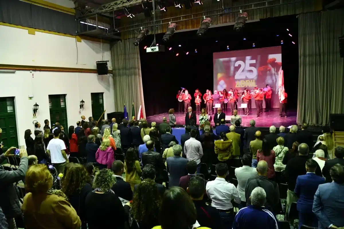 25 de Abril encheu o Baixo-Guadiana