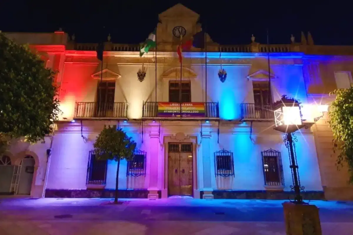 Ayamonte mostra apoio a LGTBI