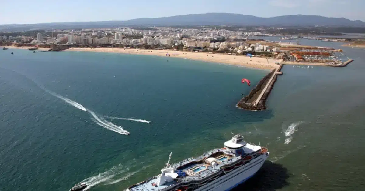 Luz verde condicionada para cruzeiros maiores em Portimão