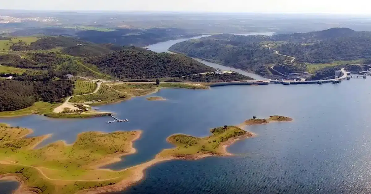 Barragem de Alqueva atinge 146,5 metros de altura