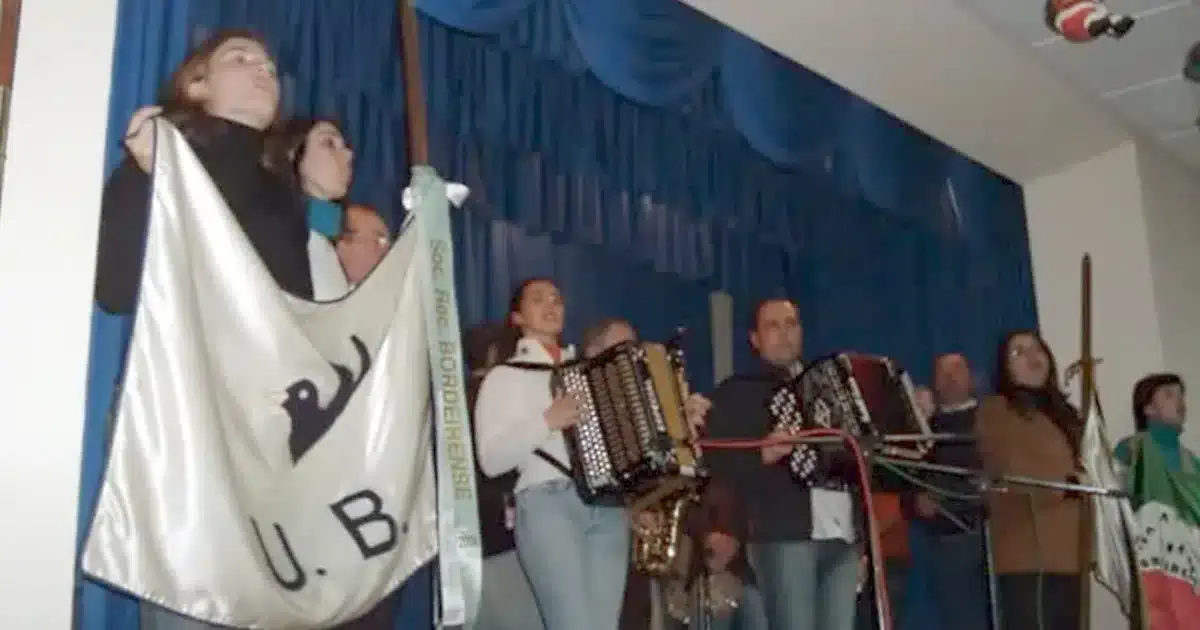 A tradição das Janeiras e Charolas continua no Algarve