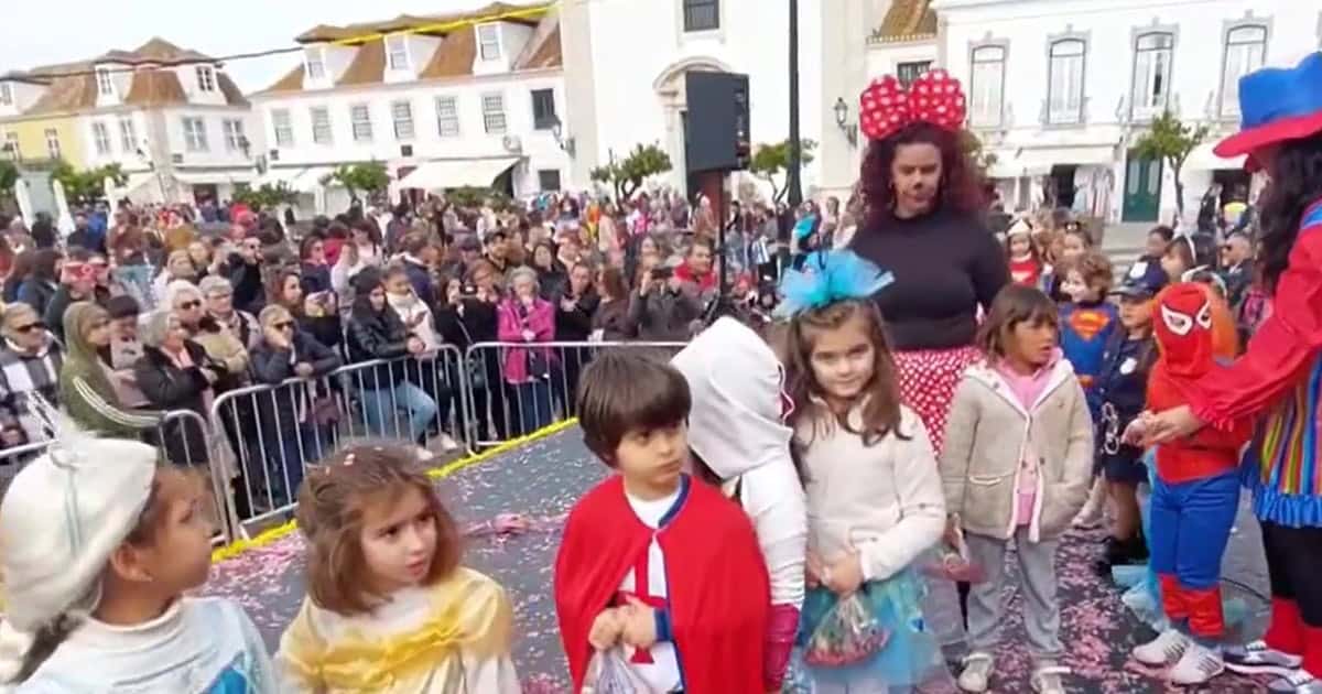 Carnaval começou com os infantis