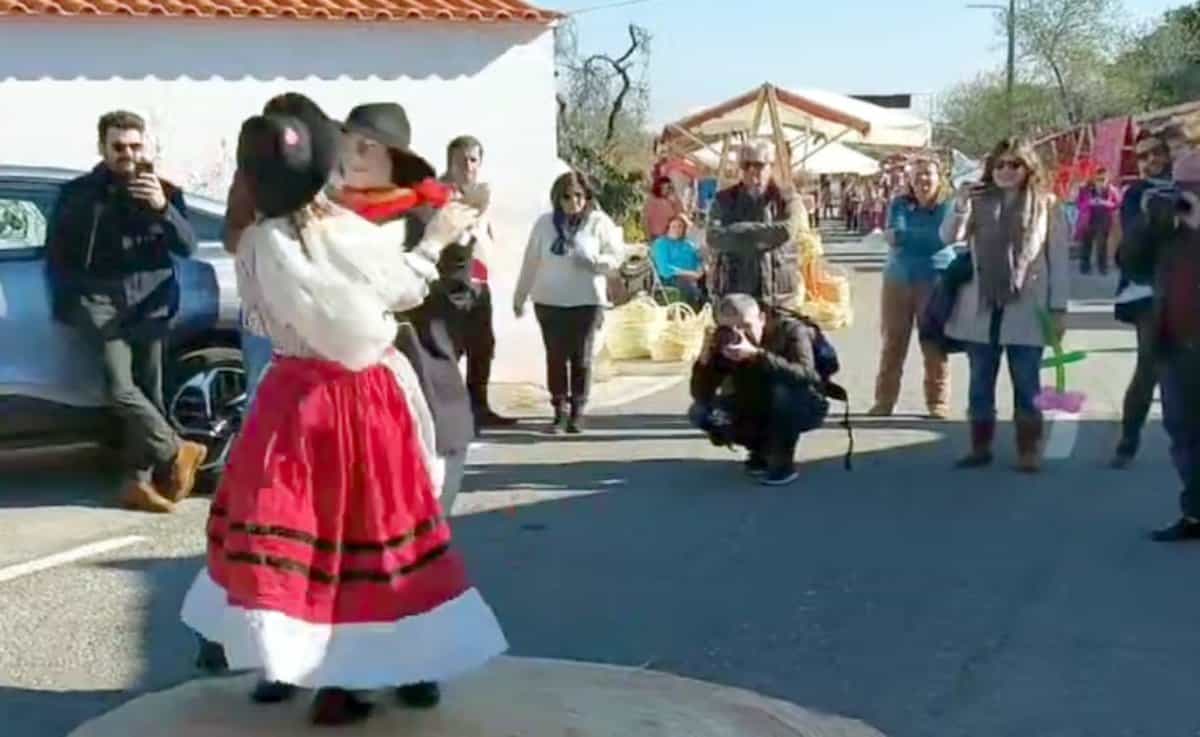 Festival das Amendoeiras em Flor em Alta Mora