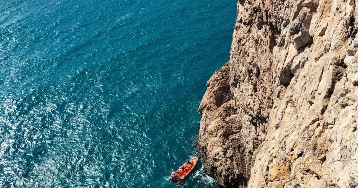 Norte-americana cai de falésia no Algarve