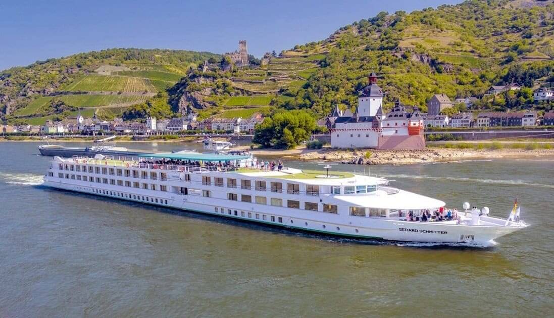 Franceses contratam em Portugal com regras da França