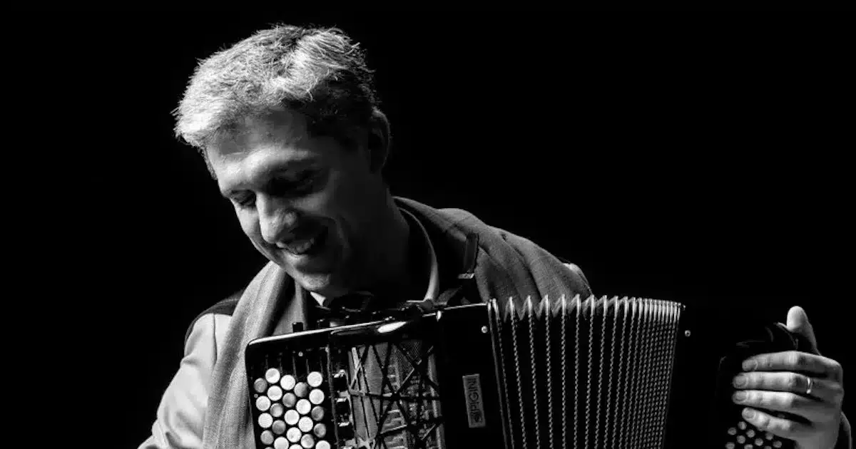 Em Tavira há uma viagem harmónica pelo acordeão