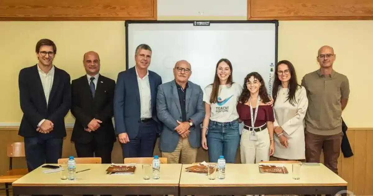 Parceria tecnológica para a educação em Castro Marim