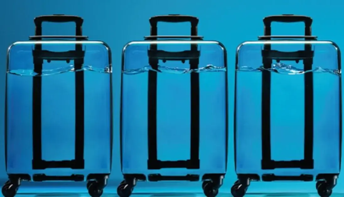 Malas com água para sensibilizar