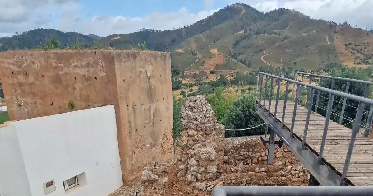 Castelo de Salir proposto para interesse público