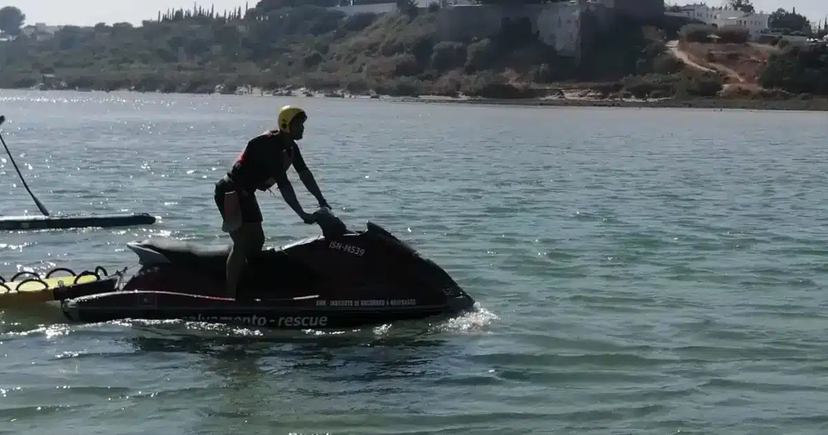 Novo salvamento na barra de Cacela