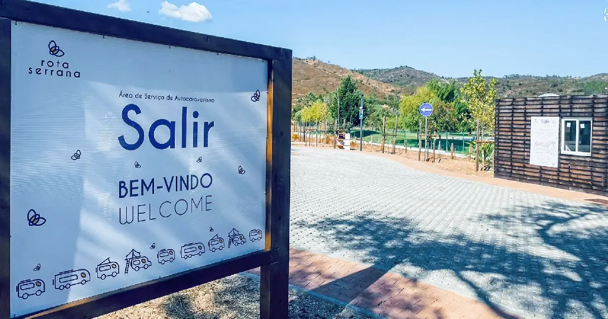 Área de Serviço de auto caravanismo em Salir