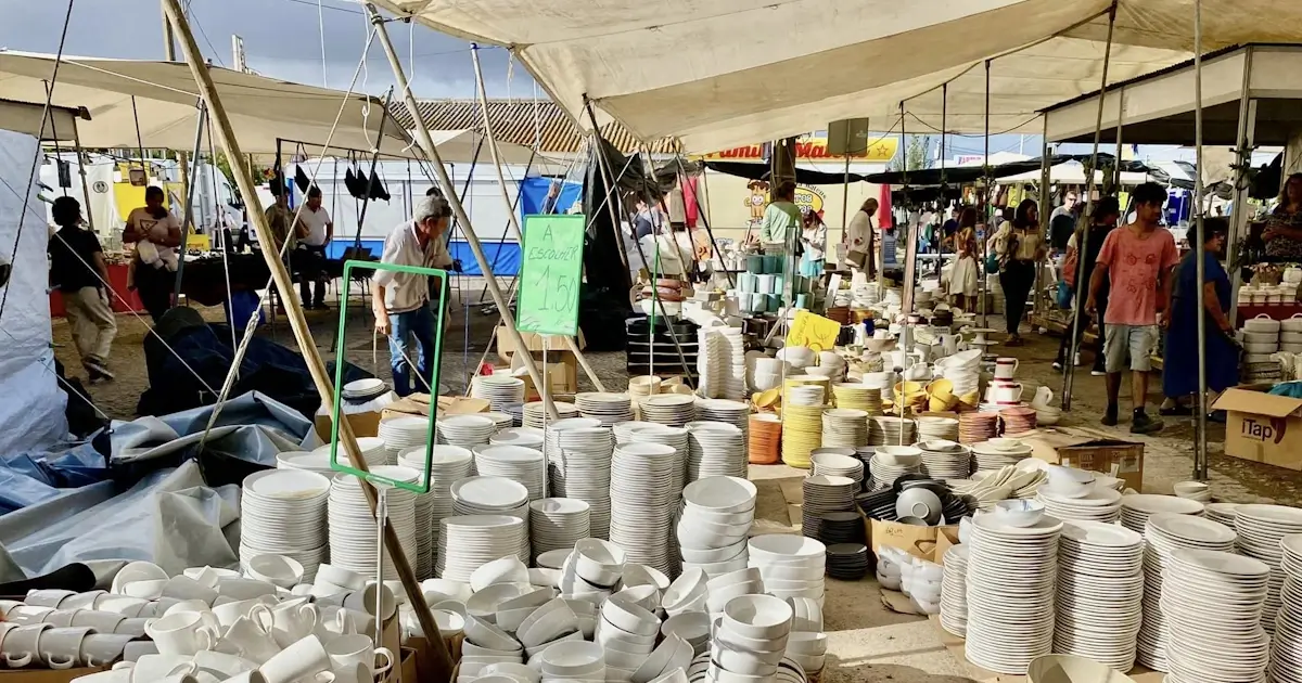 Feira da Praia com expectativas sob nuvens