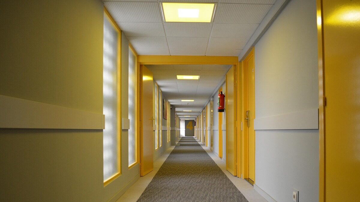 hotel, hallway, perspective, aisle, ostend hotel, hotel, hotel, hallway, hallway, hallway, hallway, hallway, aisle-748188.jpg