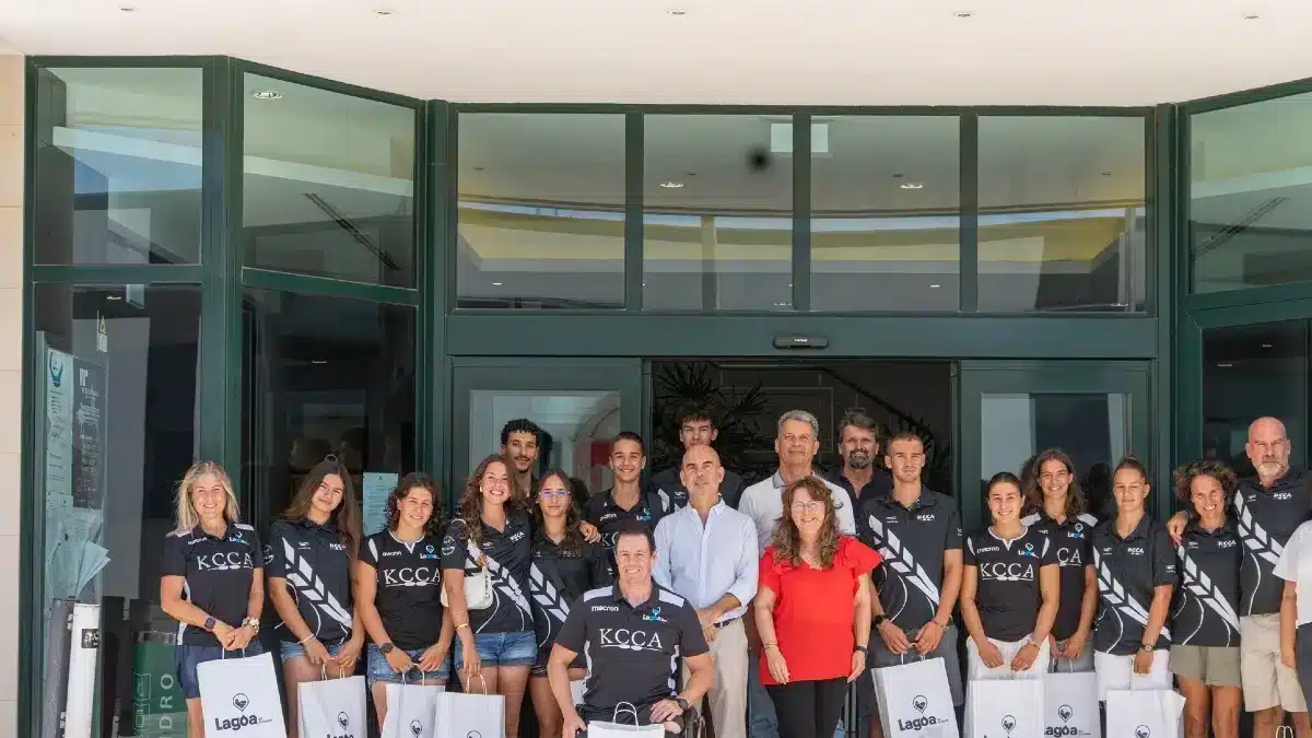 Atletas do Kayak Clube Castores do Arade homenageados em Lagoa