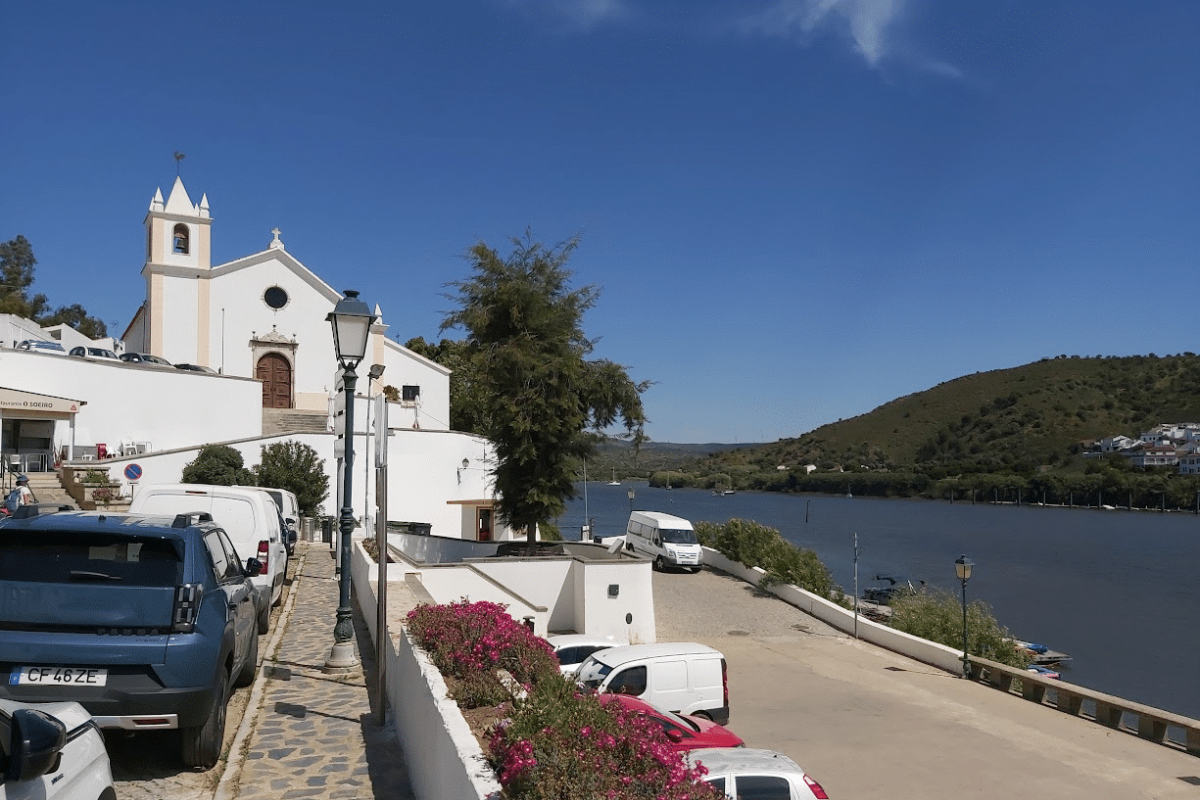 “Meio Arado”: Guadiana, Memórias e Tradições Lavradas a Quatro Mãos em Alcoutim